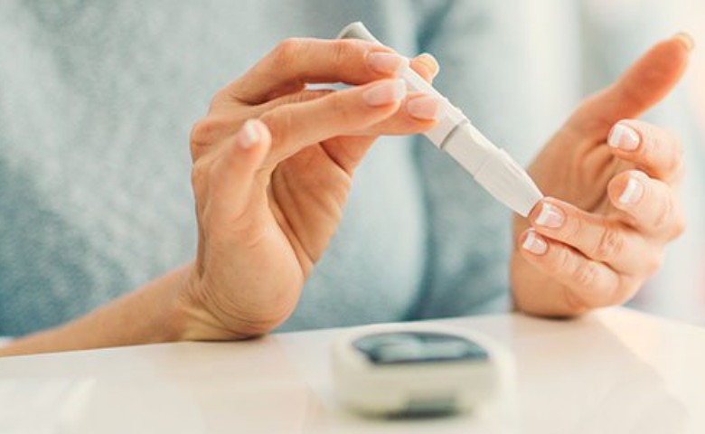 Pengobatan Diabetes Melitus yang sudah suntik Insulin